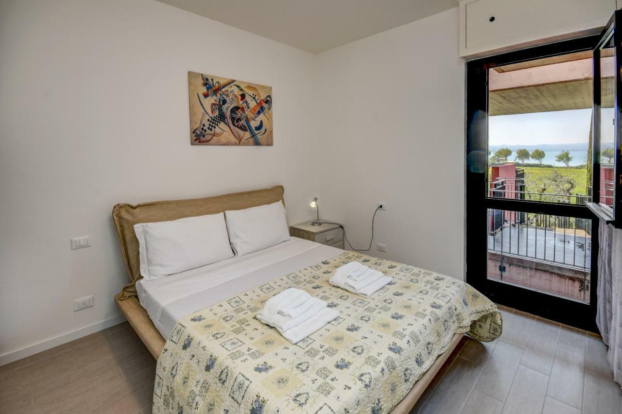 Holiday Sirmione Apartments المظهر الخارجي الصورة